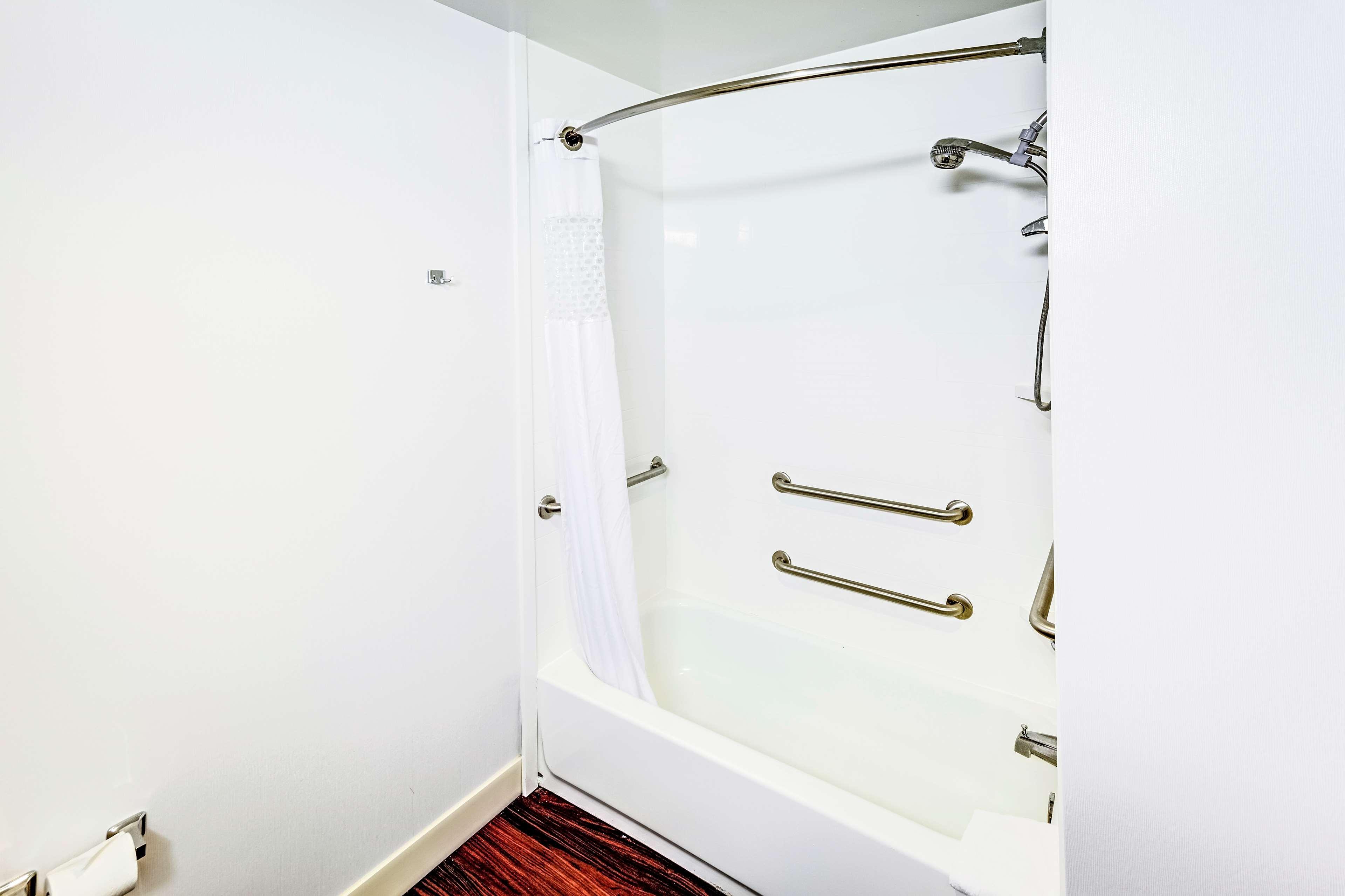 Hampton Inn Columbus I-70E/Hamilton Road מראה חיצוני תמונה