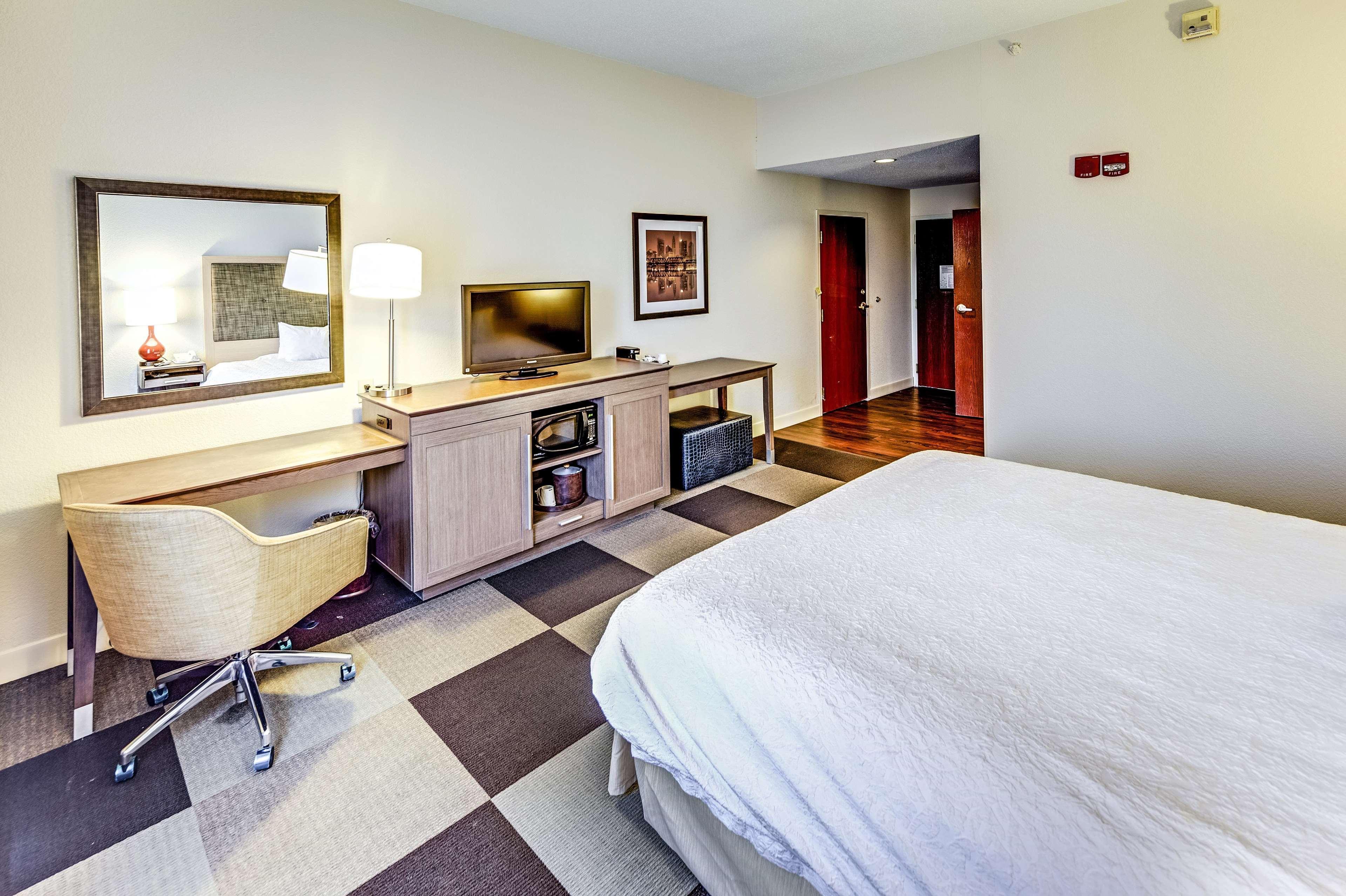 Hampton Inn Columbus I-70E/Hamilton Road מראה חיצוני תמונה