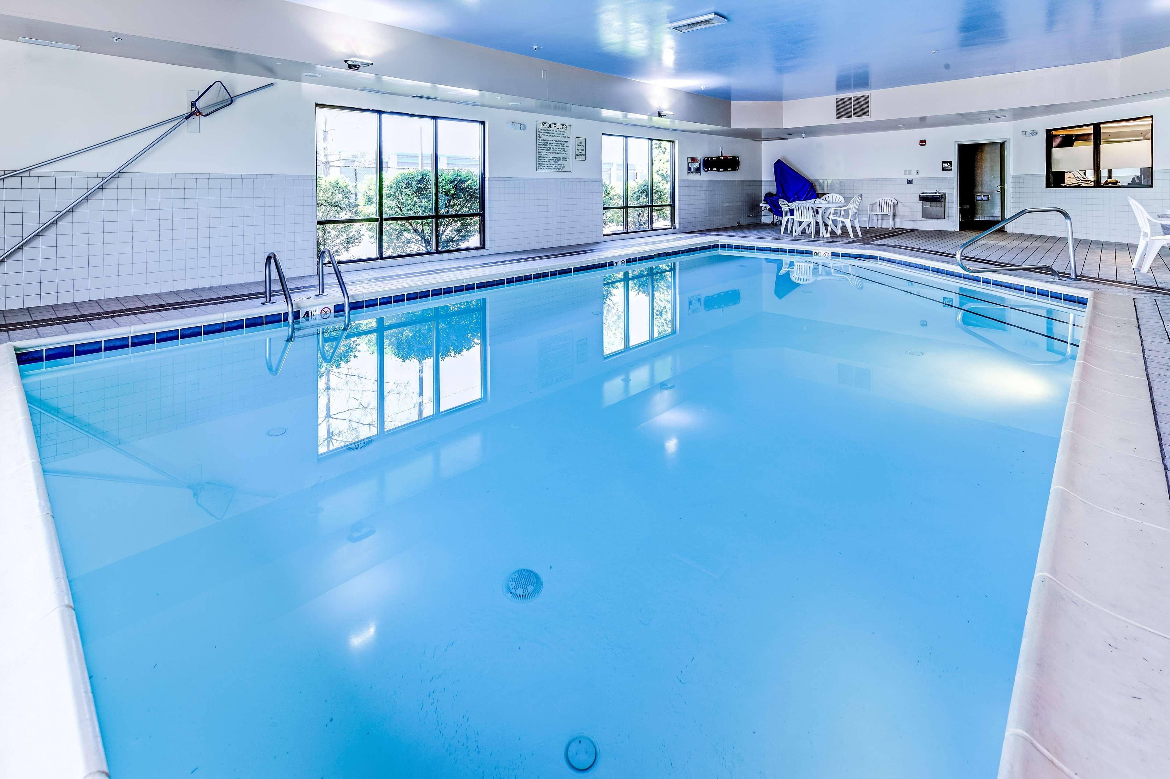 Hampton Inn Columbus I-70E/Hamilton Road מראה חיצוני תמונה