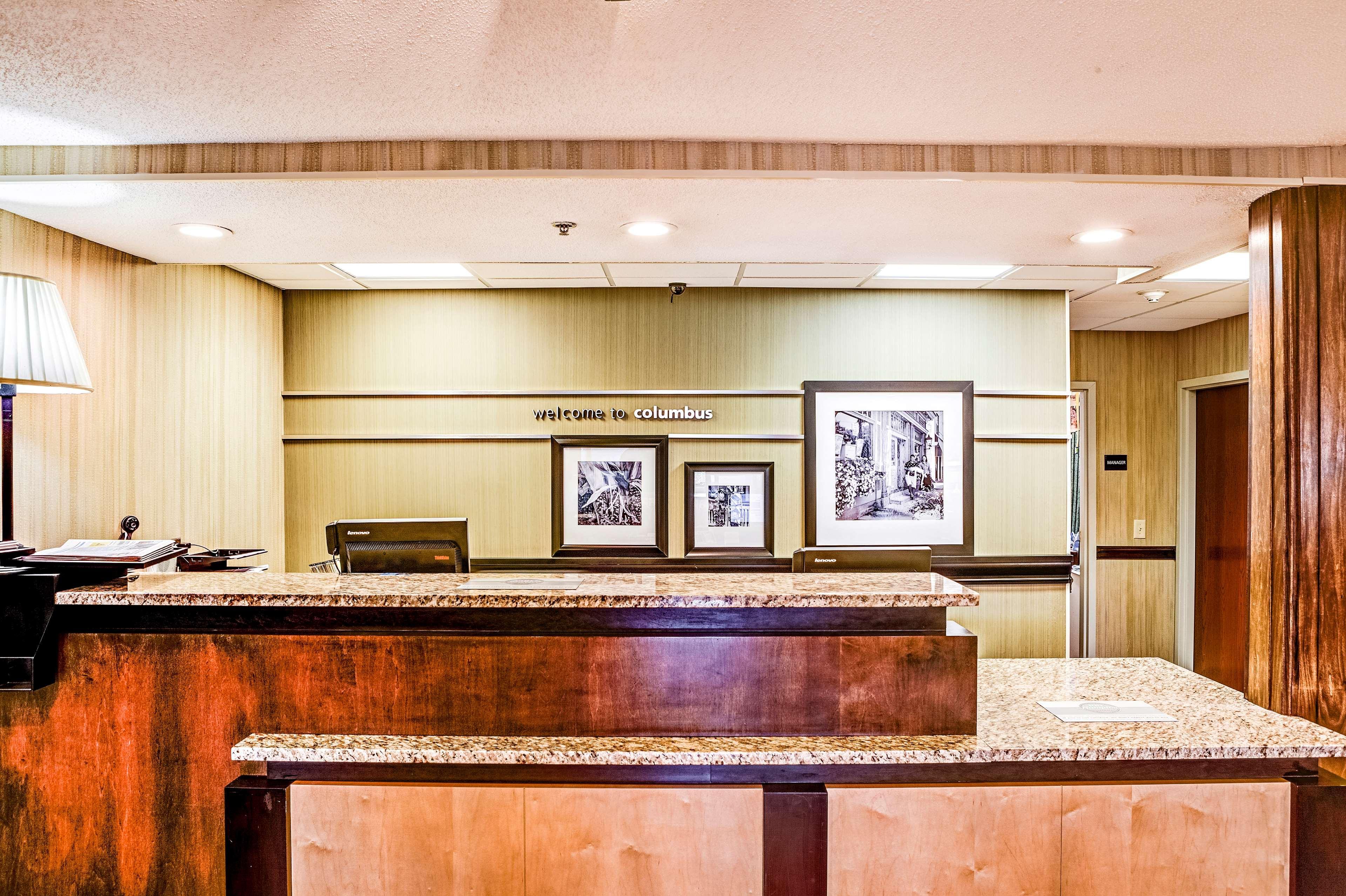 Hampton Inn Columbus I-70E/Hamilton Road מראה חיצוני תמונה